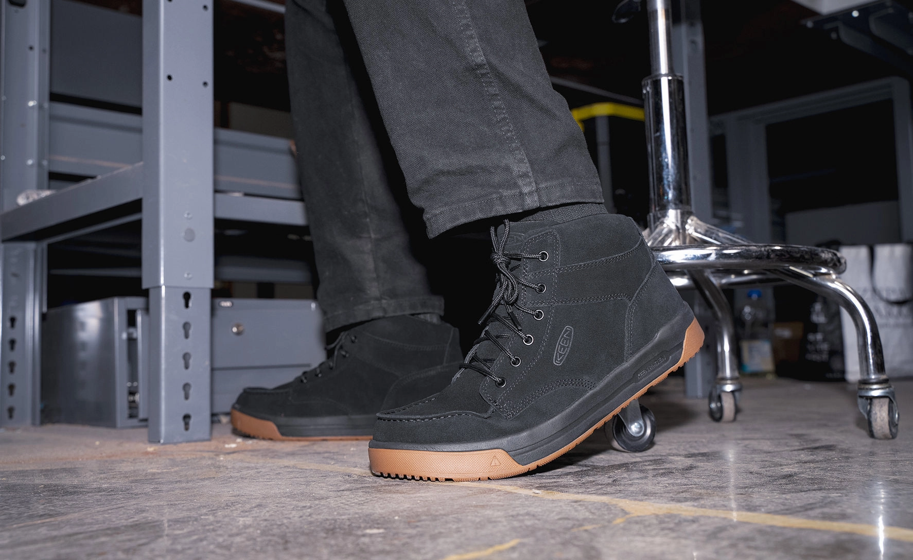 Men's Gibson Boot (Soft Toe)  |  Black/Gum