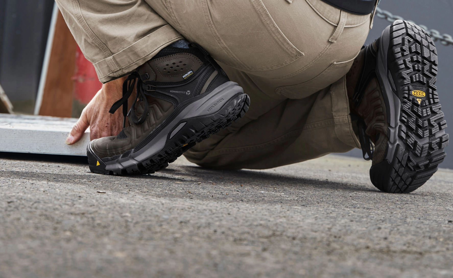 Men's Kansas City  Waterproof Mid (Carbon Toe)  |  Coffee Bean/Black