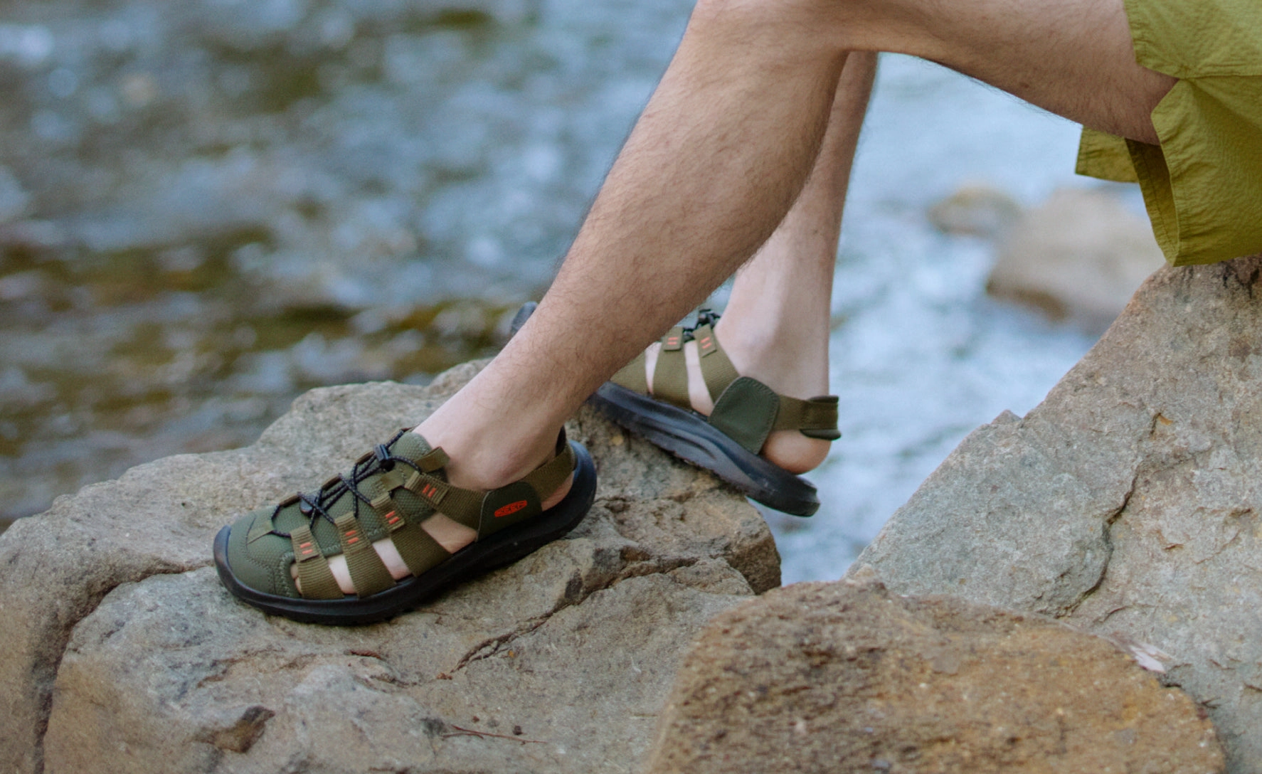 Men's Seanik H2 Sandal  |  Naval Academy/Gold Flame