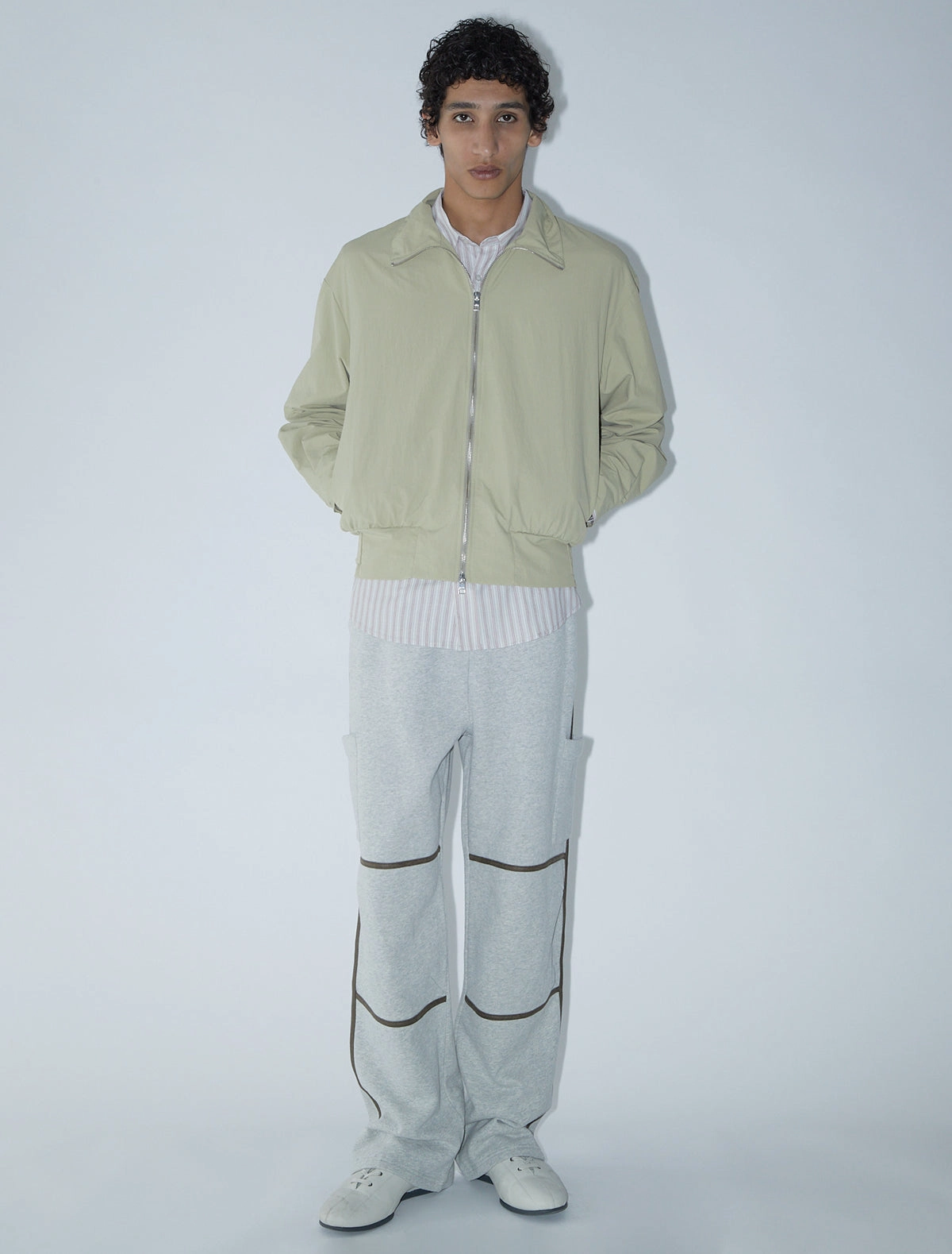 no 2429 / Bastian B