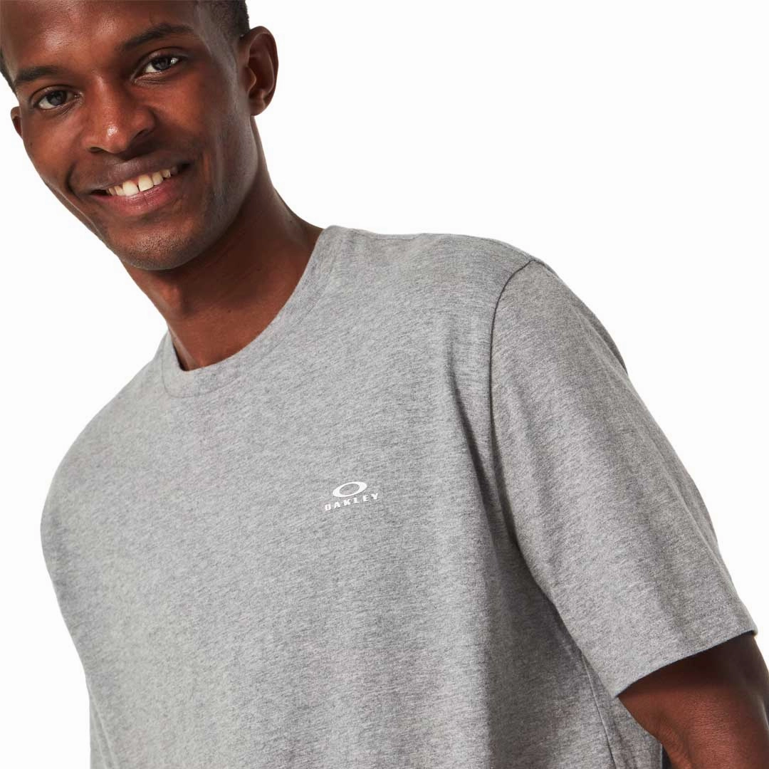 Oakley - Men's Relaxed Short Sleeve T-Shirt (FOA401726 28B)