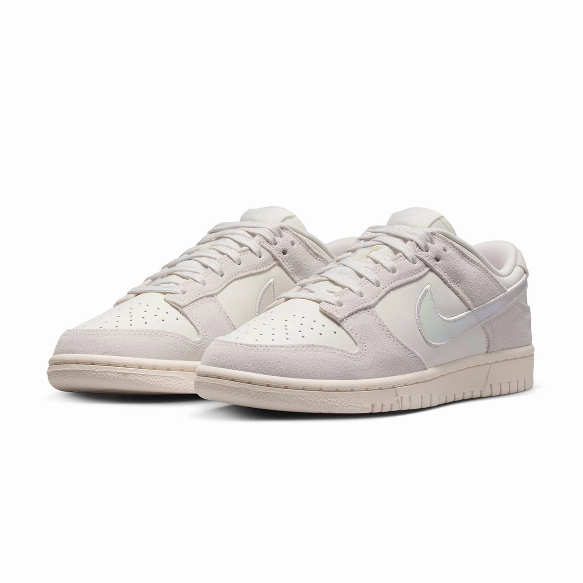 Wmns Dunk Low 'Iridescent'